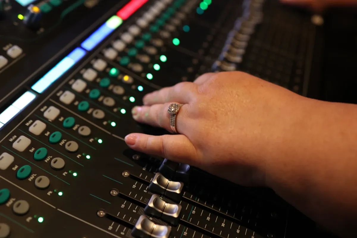 River of Life Dream Team Sound